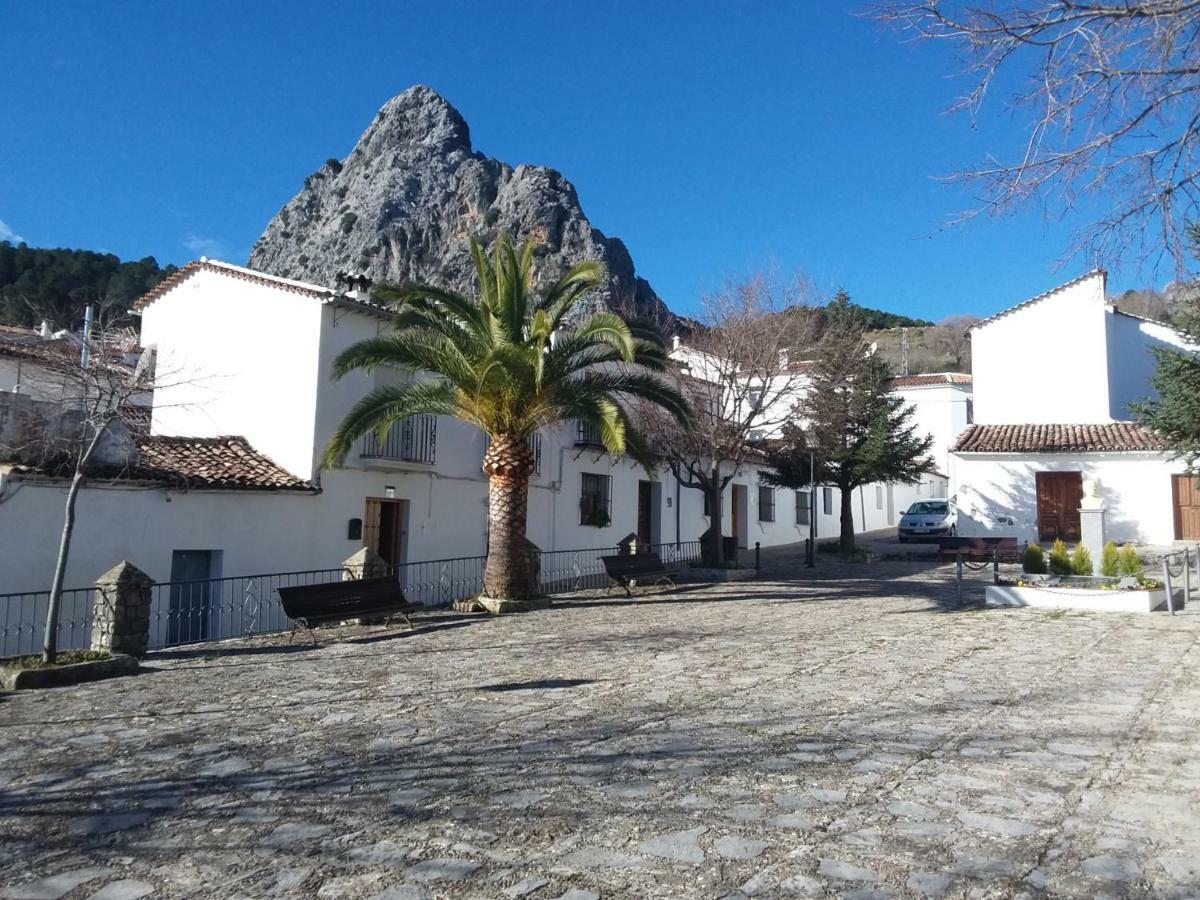 Vivelorural Casa Tassone, Grazalema - Cadiz Villa ภายนอก รูปภาพ