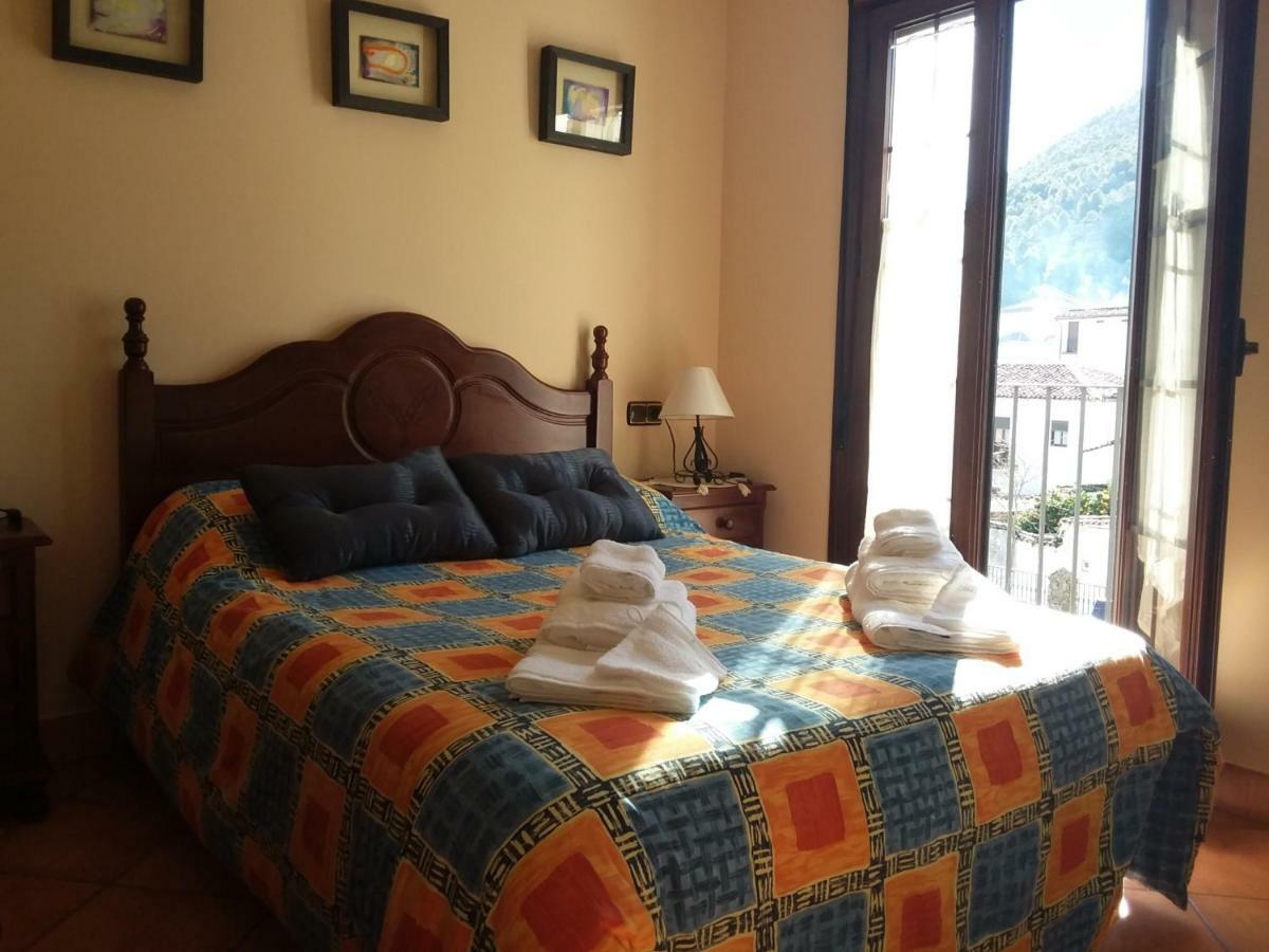 Vivelorural Casa Tassone, Grazalema - Cadiz Villa ภายนอก รูปภาพ
